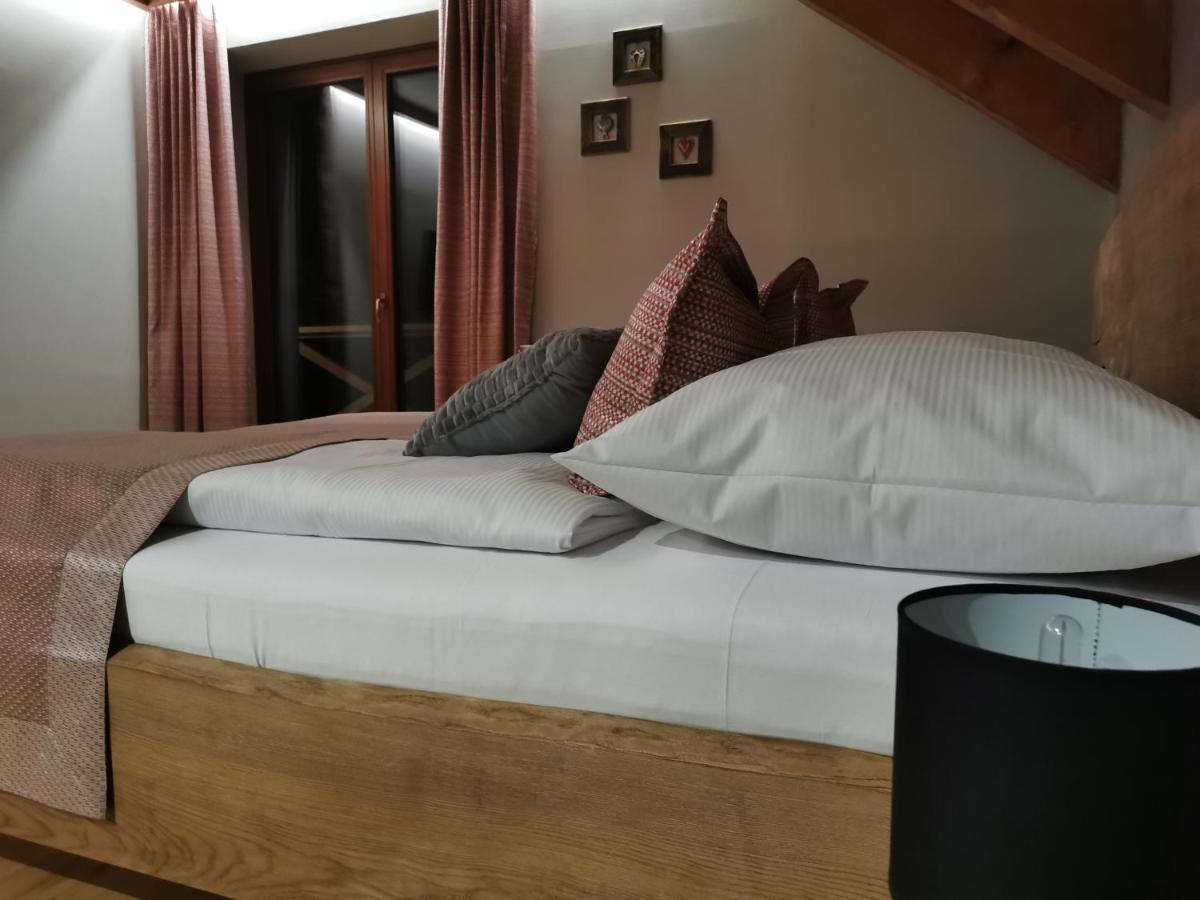 Koliba Na Vrsku Hotell Bytca Eksteriør bilde